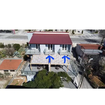 Velvet Starigrad-Paklenica