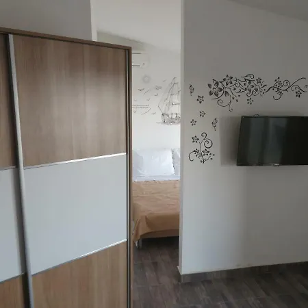 Gostinjska kuća Velvet 3*