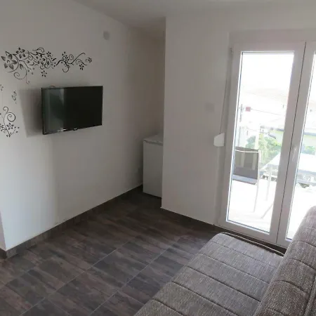 Vila Velvet 3*