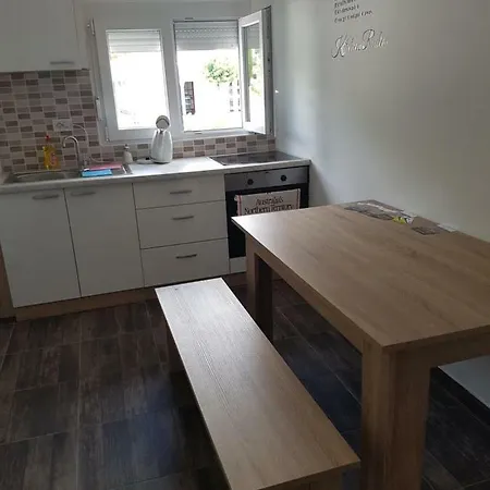 Velvet Gostinjska kuća