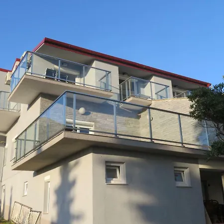 ゲストハウス Velvet 3*